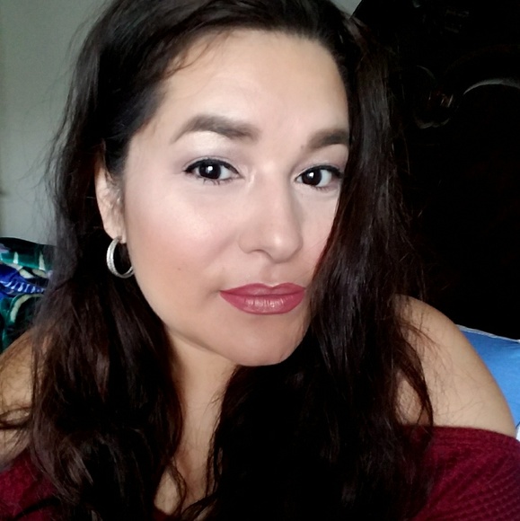 Meet your Posher, Annmarie - Picture 1 of 1